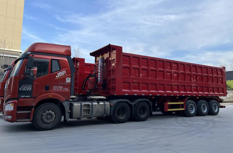 后翻自卸半挂车