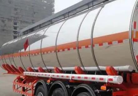 大家知道罐式半挂车吗？这种用于哪些方面呢？