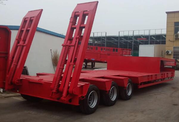 平板运输半挂车