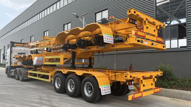 集装箱运输半挂车