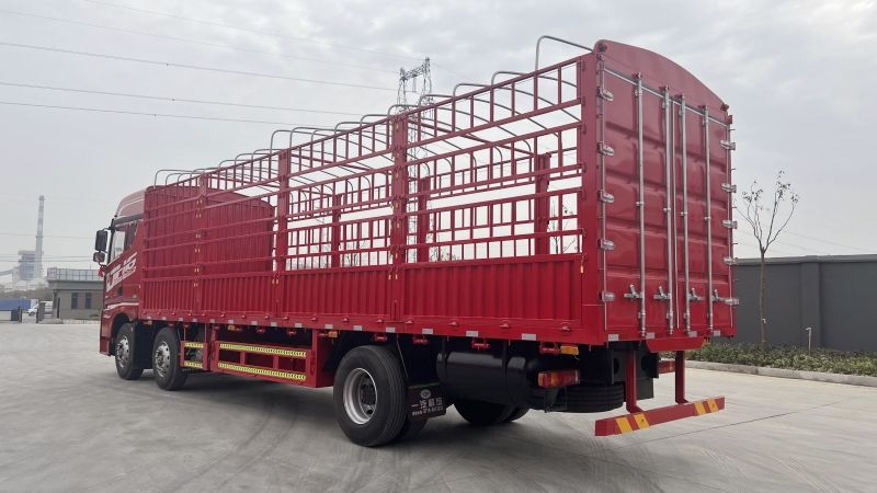 底盘仓栏半挂车