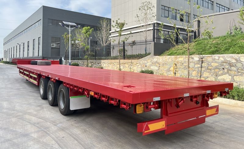鹅颈低平板半挂车