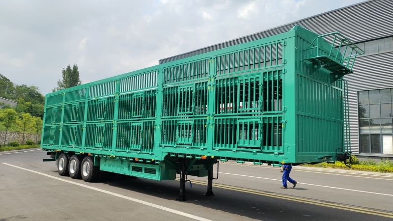 多层畜牧专用仓栏半挂车