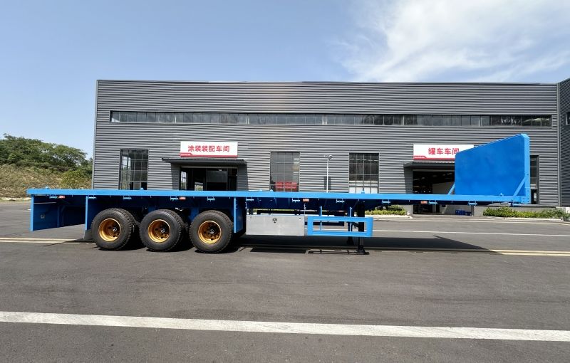 平板半挂车-三轴