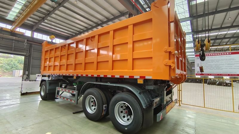 后翻自卸全挂车